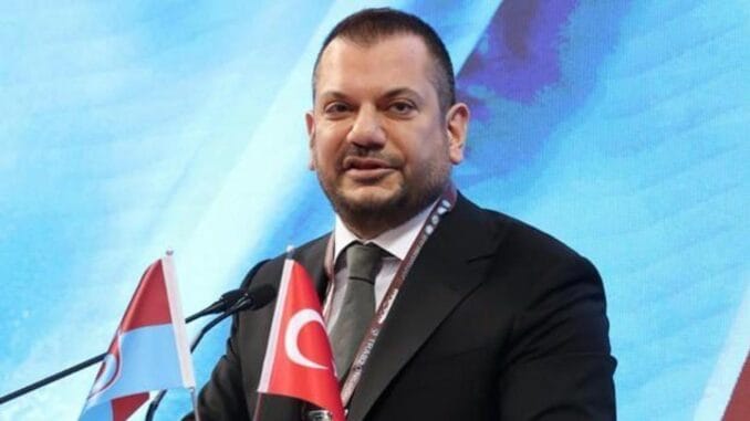 trabzonsporun-yeni-teknik-direktor-arayisi-ve-aciklamalar-7JMlBL5E.jpg