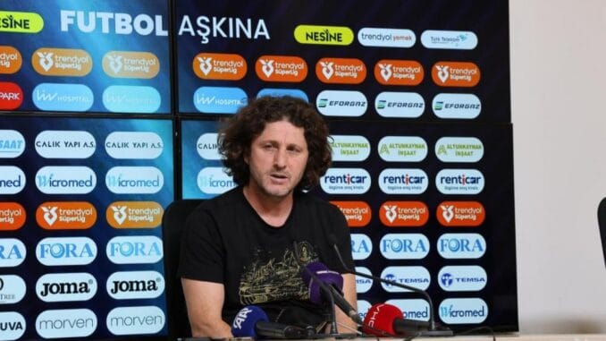 alanyaspor-adana-demirsporu-2-0-maglup-etti-5a4I8ujR.jpg