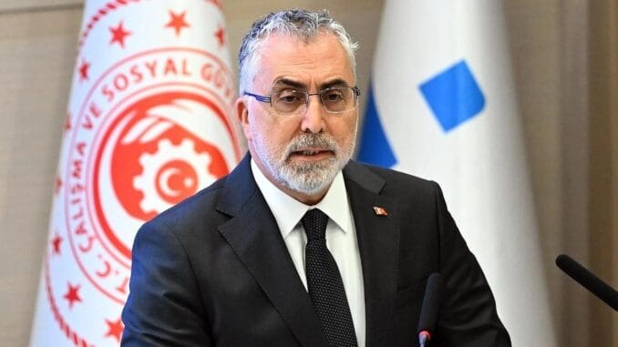 calisma-ve-sosyal-guvenlik-bakani-vedat-isikhandan-sgk-borclari-ve-izmir-korfezi-aciklamalari-Ep3wY5GX.jpg