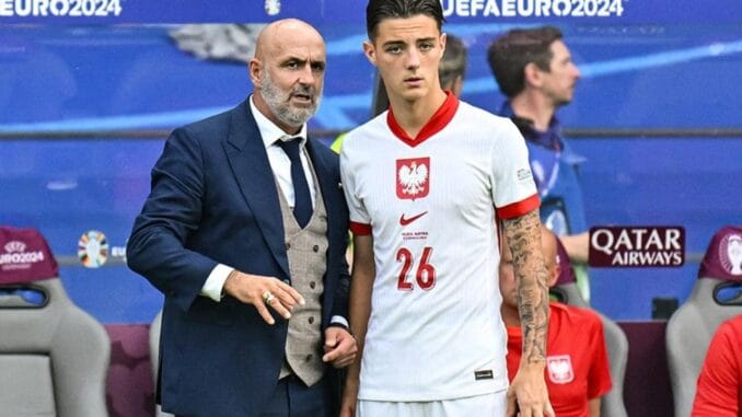 fenerbahce-kacper-urbanski-icin-bologna-ile-gorusmelere-basladi-aBjQVXiT.jpg