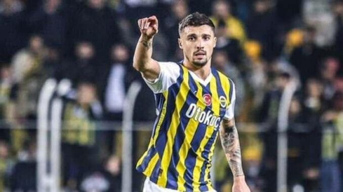 fenerbahcede-rade-krunic-ile-yollar-ayriliyor-BHpHDL5a.jpg