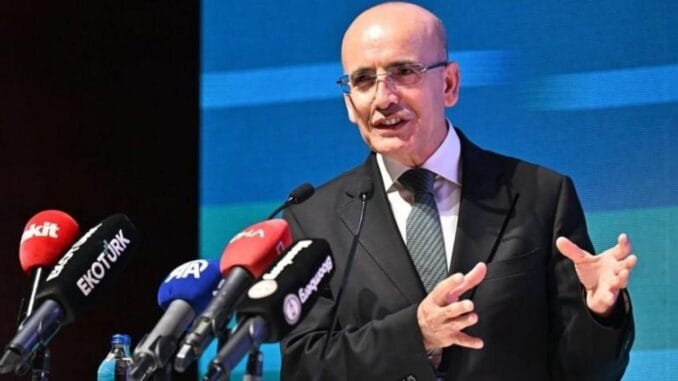 fitch-turkiyenin-kredi-notunu-bb-seviyesine-yukseltti-O5uLHsAl.jpg