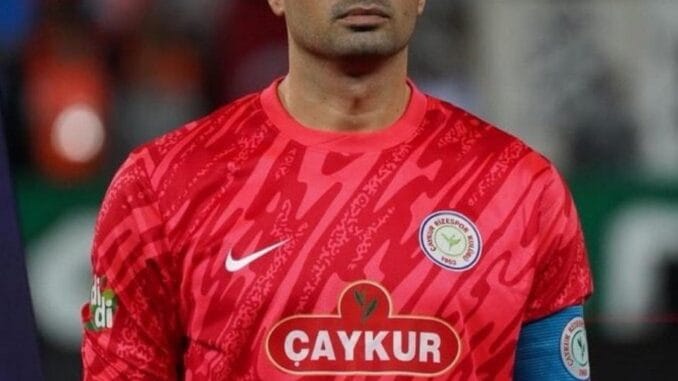 gokhan-akkan-caykur-rizespordan-ayriliyor-bodrumspor-ile-anlasma-sagladi-2A51xrB8.jpg