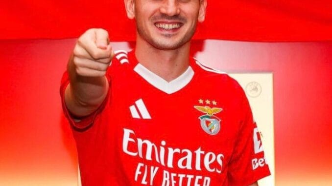 kerem-akturkoglu-benfica-ile-sozlesme-imzaladi-TWrO3LT5.jpg