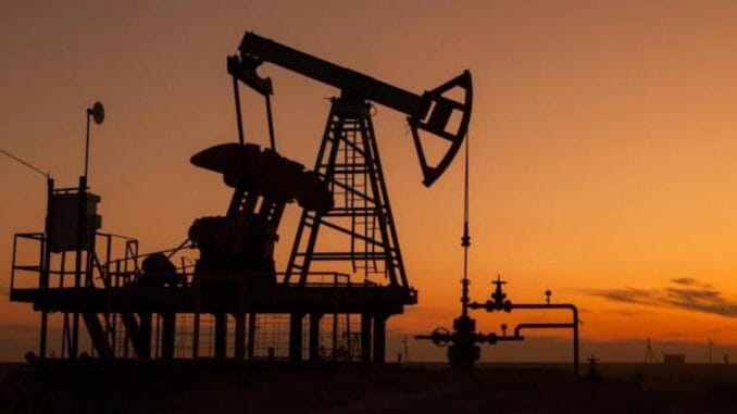 petrol-fiyatlari-80-dolarin-altinda-neden-dusuyor-ve-akaryakit-indirim-beklentileri-sAySgeUr.jpg