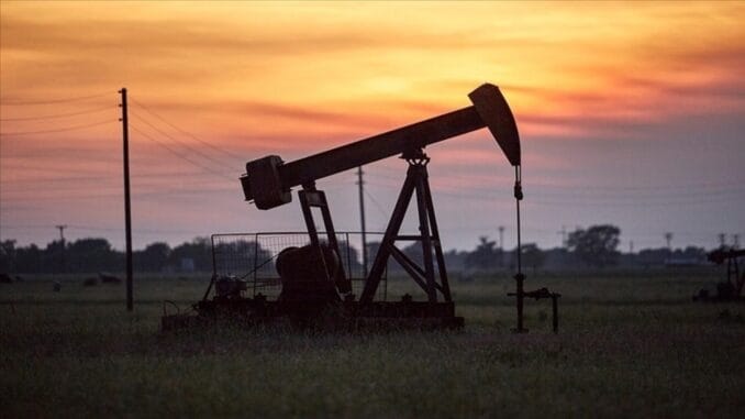 petrol-fiyatlarinda-artis-ve-opec-kararlari-WNaHdYIP.jpg