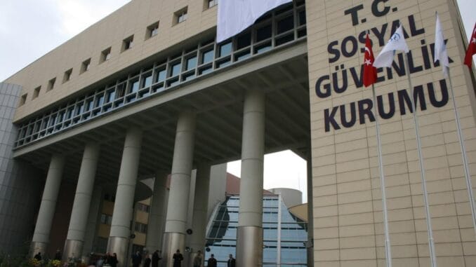sgk-il-mudurunden-dolandiricilik-uyarisi-qyYuE565.jpg