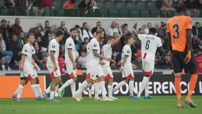 basaksehir-avrupa-konferans-ligine-rapid-wien-maglubiyeti-ile-basladi-Ris84alO.jpg