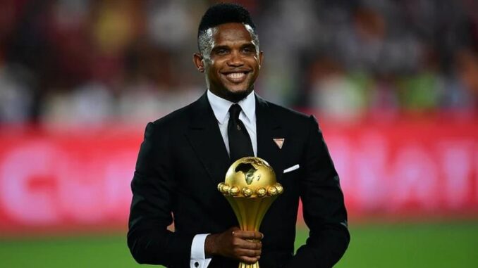 samuel-etooya-fifadan-6-ay-futboldan-men-cezasi-7MQxTi41.jpg